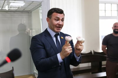 “Дайте мені константу, і я буду інструментом”. Як і за що суд призначив нардепу Тищенку заставу в 10 мільйонів “Дайте мені константу, і я буду інструментом”. Як і за що суд призначив нардепу Тищенку заставу в 10 мільйонів