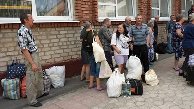 евакуація потяг люди Волинь обстріли Покровськ Донецька область евакуація потяг люди Волинь обстріли Покровськ Донецька область
