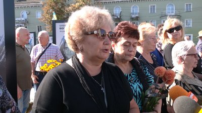 Чекали вісім місяців. З солдатом Олегом Удодиком попрощалися у Рівному