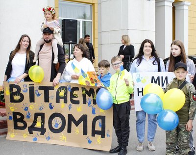 Назара Мусаєва зустрічають в рідній Славуті Назара Мусаєва зустрічають в рідній Славуті