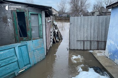 Танення снігу спричинило підтоплення Березівки та околиць: фото наслідків негоди Танення снігу спричинило підтоплення Березівки та околиць: фото наслідків негоди