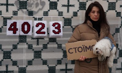 Мистецький маніфест стійкості та боротьби за свободу: в Ужгороді відбулася мобільна виставка "СТОЇМО" Мистецький маніфест стійкості та боротьби за свободу: в Ужгороді відбулася мобільна виставка "СТОЇМО"