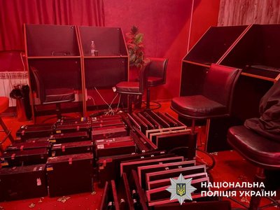 На Київщині викрили підпільний гральний заклад, замаскований під салон краси На Київщині викрили підпільний гральний заклад, замаскований під салон краси