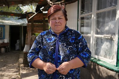 "Я глянув, тут все горить, поле горить кругом": наслідки обстрілу армії РФ по прифронтовій Великомихайлівці