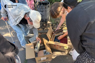 Як одеські волонтери щонеділі допомагають безпритульним Як одеські волонтери щонеділі допомагають безпритульним