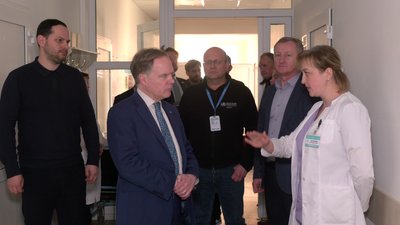 Посол Великої Британії відвідав Рівненський обласний госпіталь ветеранів війни Посол Великої Британії відвідав Рівненський обласний госпіталь ветеранів війни