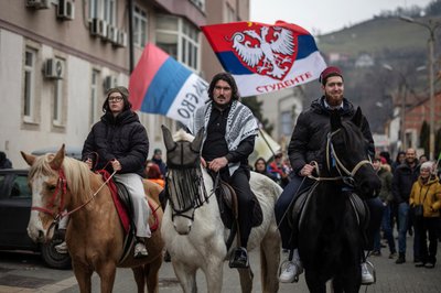 У Сербії — знову протести. Чого вимагають нині