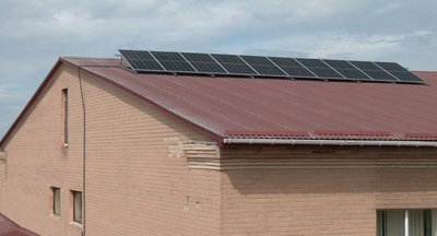 На Черкащині встановили сонячну електростанцію у сільському ліцеї На Черкащині встановили сонячну електростанцію у сільському ліцеї