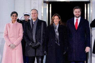 Трамп склав присягу президента США Трамп склав присягу президента США