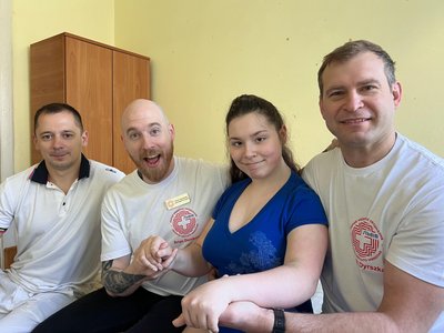 У Львові прооперували дев’ятикласницю із викривленим на 90 градусів хребтом У Львові прооперували дев’ятикласницю із викривленим на 90 градусів хребтом