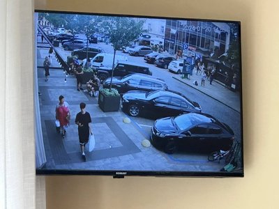 Скріншот з відео камер спостереження Скріншот з відео камер спостереження