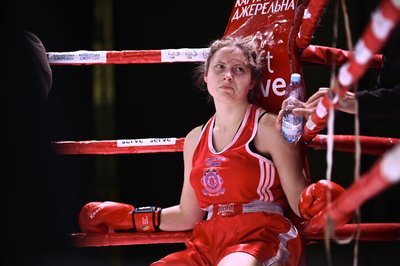 Черкаські боксери привезли дев'ять нагород із чемпіонату України Черкаські боксери привезли дев'ять нагород із чемпіонату України