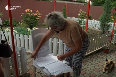«Ми як у норах — вікна закриті, двері закриті»: жителька Вигоди судиться з підприємством через заяви про забруднення «Ми як у норах — вікна закриті, двері закриті»: жителька Вигоди судиться з підприємством через заяви про забруднення