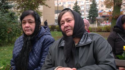 Із військовослужбовцями Євгенієм Данилюком та Василем Войтовичем попрощалися у Рівному Із військовослужбовцями Євгенієм Данилюком та Василем Войтовичем попрощалися у Рівному