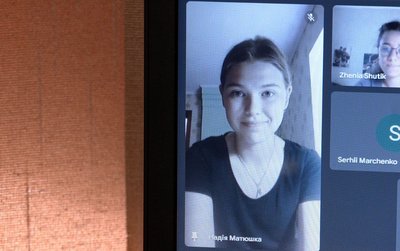 Диктанти шпигунів та кубики Блума: як школярі вчаться за новим правописом Диктанти шпигунів та кубики Блума: як школярі вчаться за новим правописом