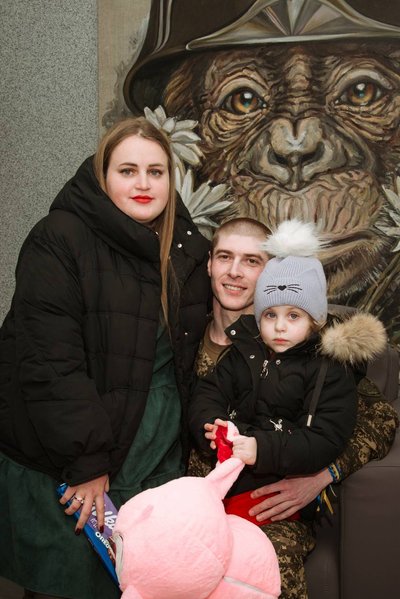 "Я не бачив, як вона росла": історія нацгвардійця з Одещини, який пережив чотири роки полону "Я не бачив, як вона росла": історія нацгвардійця з Одещини, який пережив чотири роки полону