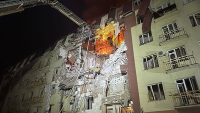В Одесі внаслідок нічної атаки РФ загинули троє людей, серед них дитина В Одесі внаслідок нічної атаки РФ загинули троє людей, серед них дитина
