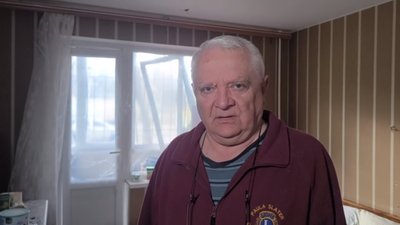 "Вибух, кричу: "Лягай!". Я жива, вона загинула". Що відбувається на місці удару ракетою у Кривому Розі на ранок 5 квітня