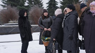 У Вінниці вшанували пам'ять поета-дисидента Василя Стуса У Вінниці вшанували пам'ять поета-дисидента Василя Стуса