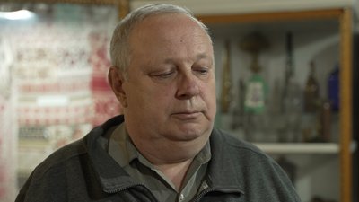 Ігор Андрієнко розповідає про свого колегу Віталія Крутого, з яким прощалися у Менській громаді на Чернігівщині 20 травня 2024 року Ігор Андрієнко розповідає про свого колегу Віталія Крутого, з яким прощалися у Менській громаді на Чернігівщині 20 травня 2024 року