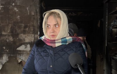 У Сумах російські військові двічі поцілили у квартиру багатоповерхівки У Сумах російські військові двічі поцілили у квартиру багатоповерхівки