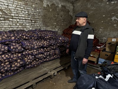 "Не опускаємо руки": близько двох тонн допомоги відвезли на фронт волонтери із Полтавщини "Не опускаємо руки": близько двох тонн допомоги відвезли на фронт волонтери із Полтавщини