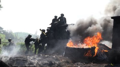 На Житомирщині курсанти одеської Військової академії отримали марунові берети ДШВ На Житомирщині курсанти одеської Військової академії отримали марунові берети ДШВ