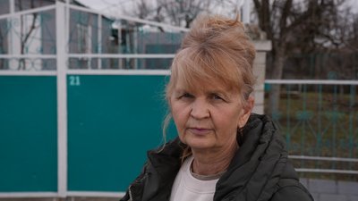 Місцева жителька Любов