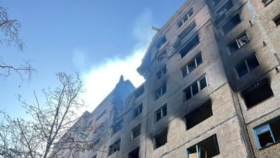 Костянтинівку обстріляли артилерією та дроном: загинули люди, є поранені Костянтинівку обстріляли артилерією та дроном: загинули люди, є поранені