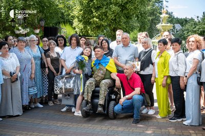 Дев'ять діб чекав на евакуацію: ветеран з Одещини після ампутації руки й ноги повернувся додому