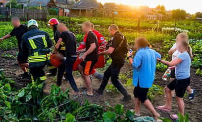 На Кіровоградщині легковик врізався в огорожу: травмувалися двоє чоловіків На Кіровоградщині легковик врізався в огорожу: травмувалися двоє чоловіків