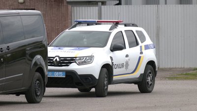 "Порядний, працьовитий": що про підозрюваного у стрілянині розповідають жителі села Верба на Рівненщині "Порядний, працьовитий": що про підозрюваного у стрілянині розповідають жителі села Верба на Рівненщині