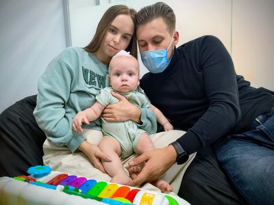 "Впала разом із ним". У Львові врятували 6-місячного хлопчика із черепно-мозковою травмою "Впала разом із ним". У Львові врятували 6-місячного хлопчика із черепно-мозковою травмою