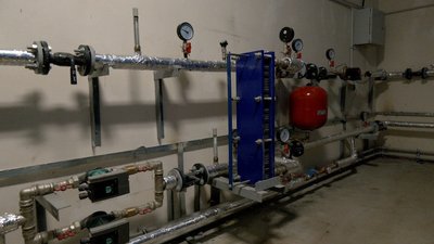 Облаштовують вентиляційні камери й автономну систему освітлення: у Вінниці триває будівництво протирадіаційних укриттів Облаштовують вентиляційні камери й автономну систему освітлення: у Вінниці триває будівництво протирадіаційних укриттів