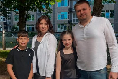 У Кременчуці через російську атаку загинула мама двох дітей-близнюків У Кременчуці через російську атаку загинула мама двох дітей-близнюків