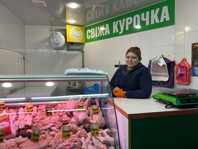 Ціни на курятину у Житомирі: що продають і скільки коштує перед святами Ціни на курятину у Житомирі: що продають і скільки коштує перед святами