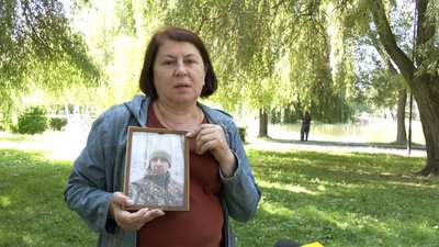 "Крім нас, ніхто не шукатиме": рідні зниклих безвісти бійців 67 ОМБР вимагають у частини надати їм усю інформацію "Крім нас, ніхто не шукатиме": рідні зниклих безвісти бійців 67 ОМБР вимагають у частини надати їм усю інформацію