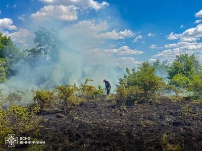На Вінниччині під час пожежі загинув чоловік: рятувальники назвали причину На Вінниччині під час пожежі загинув чоловік: рятувальники назвали причину