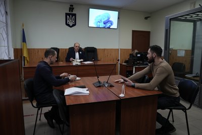 “Не визнає себе винним”: обвинуваченого в підпалі ТЦК залишили під вартою на 60 днів “Не визнає себе винним”: обвинуваченого в підпалі ТЦК залишили під вартою на 60 днів