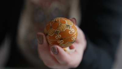 Відродження традиційного мистецтва: вінничанка створює писанки з природних барвників Відродження традиційного мистецтва: вінничанка створює писанки з природних барвників
