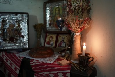 "Щоб до рідного порогу сходилися рідні": як за традицією готували стіл на Святвечір у одному з сіл Черкащини "Щоб до рідного порогу сходилися рідні": як за традицією готували стіл на Святвечір у одному з сіл Черкащини