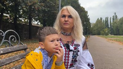 У Прилуках бійцям тероборони вручили нагороди: розповідаємо історію одного з них, який отримав "Знак пошани" У Прилуках бійцям тероборони вручили нагороди: розповідаємо історію одного з них, який отримав "Знак пошани"