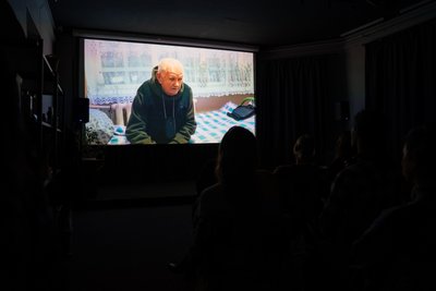 “Я хочу, щоб глядачі плакали” – авторка фільму про мешканців Сум, які пережили атаки РФ