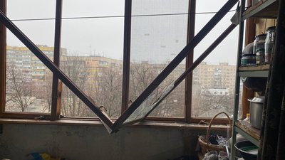 Атака РФ по Дніпру. Що відбувається на місці події