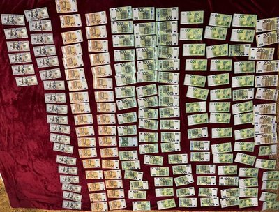 У Києві брат з сестрою підробляли довідки, аби ухилянти змогли виїхати закордон У Києві брат з сестрою підробляли довідки, аби ухилянти змогли виїхати закордон