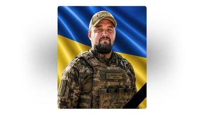 На Чернігівщині попрощалися з захисниками України Дмитрієм Пасічником та Юрієм Богданенком На Чернігівщині попрощалися з захисниками України Дмитрієм Пасічником та Юрієм Богданенком