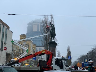 Пам'ятник Щорсу в Києві: історія створення та знесення у фото Пам'ятник Щорсу в Києві: історія створення та знесення у фото