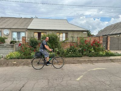 Евакуація примусова евакуація родини діти люди прифронтове село Іллінівка Іллінівська громада Донецька область 10 вересня 2024 рік Евакуація примусова евакуація родини діти люди прифронтове село Іллінівка Іллінівська громада Донецька область 10 вересня 2024 рік