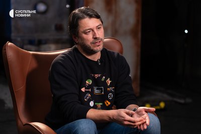Сергій Притула під час інтервʼю Суспільному у Києві 23 жовтня 2024 року Сергій Притула під час інтервʼю Суспільному у Києві 23 жовтня 2024 року