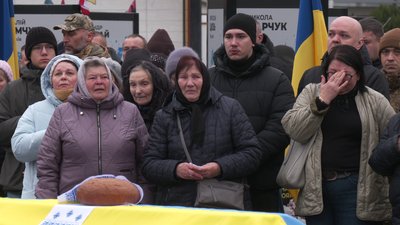 Воювали на Донеччині: з військовими Романом Мосійчуком та Павлом Пікулою попрощалися у Рівному Воювали на Донеччині: з військовими Романом Мосійчуком та Павлом Пікулою попрощалися у Рівному